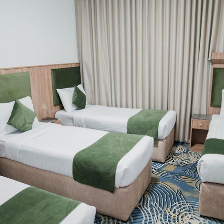Hayah Plaza Hotel Medina Екстер'єр фото