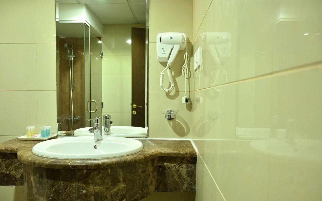Hayah Plaza Hotel Medina Екстер'єр фото
